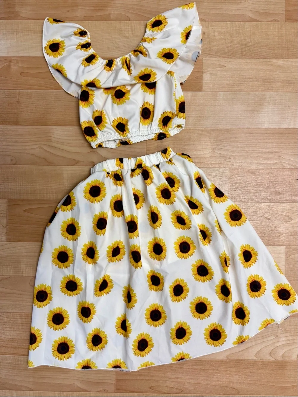 Girls Sunflower 2pc Set Off-Shoulder Crop Top + High-Low Skirt Size 100 (2T-3T)